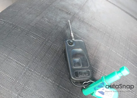 2015 Mercedes-Benz Sprinter 2500 High Roof из США, поврежденный, VIN WD3PE8DB2FP123299